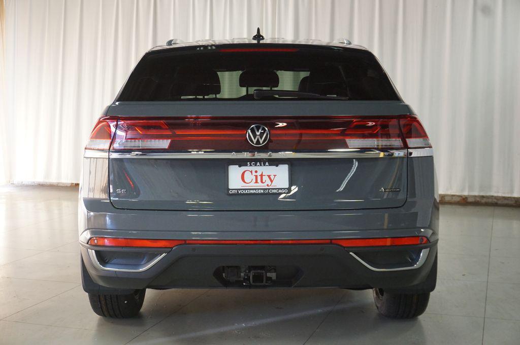 new 2026 Volkswagen Atlas Cross Sport car, priced at $43,843
