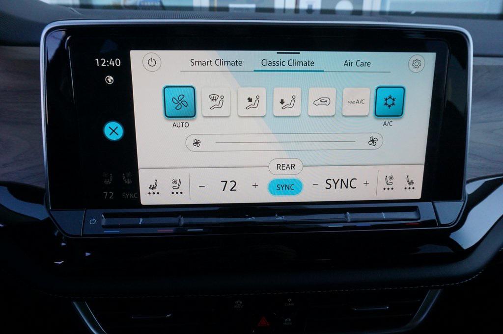 used 2025 Volkswagen Atlas car, priced at $31,990