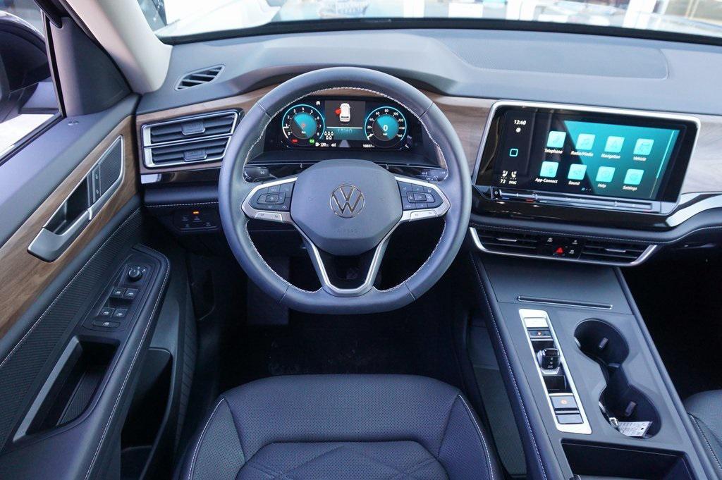 used 2025 Volkswagen Atlas car, priced at $31,990