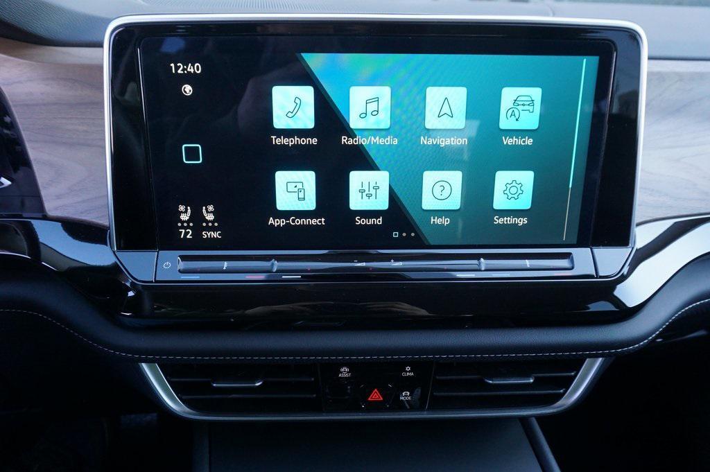 used 2025 Volkswagen Atlas car, priced at $31,990