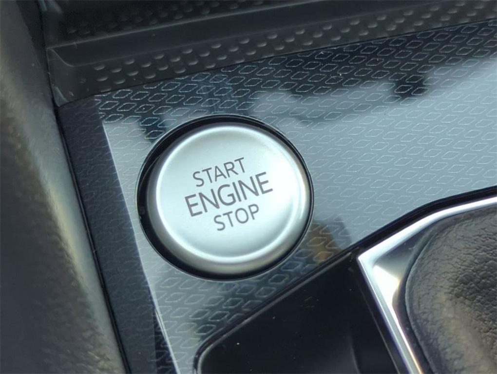 new 2025 Volkswagen Taos car, priced at $27,463