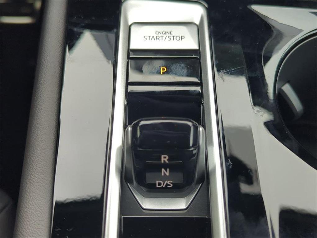 new 2026 Volkswagen Atlas Cross Sport car, priced at $52,406