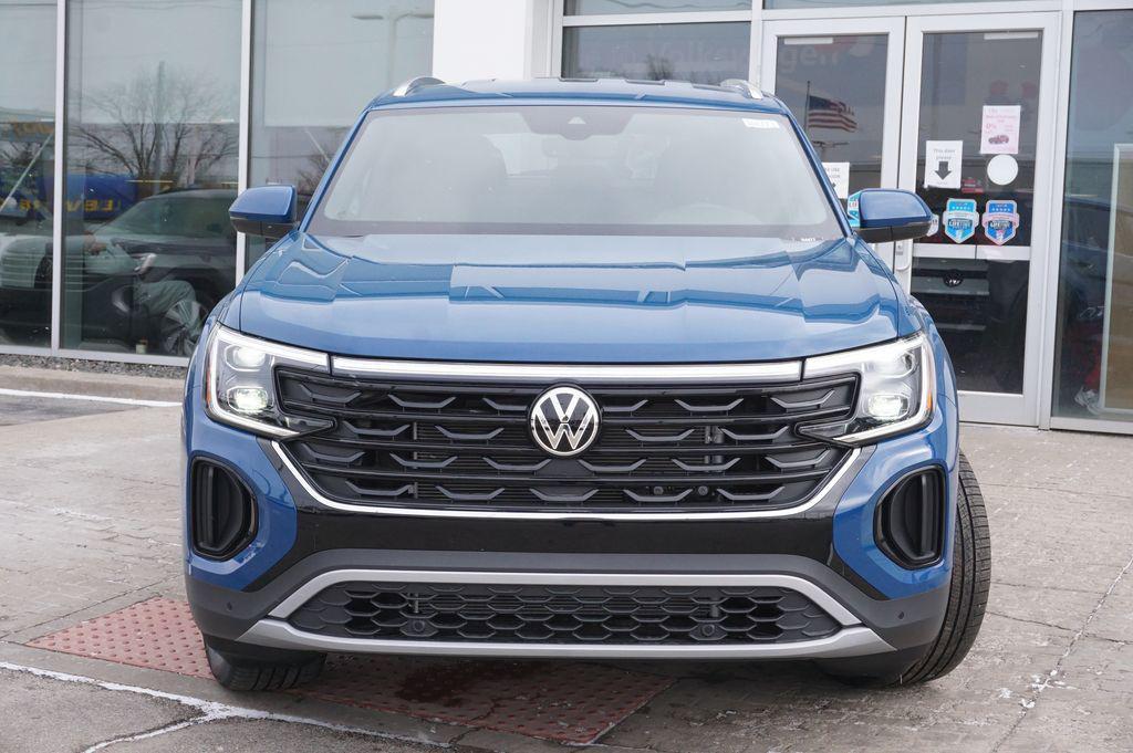 new 2026 Volkswagen Atlas Cross Sport car, priced at $42,374