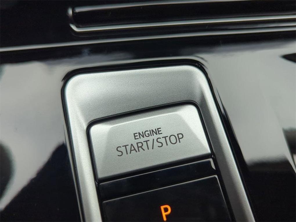 new 2026 Volkswagen Atlas car, priced at $45,827