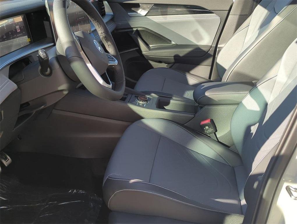 new 2026 Volkswagen Tiguan car, priced at $39,233