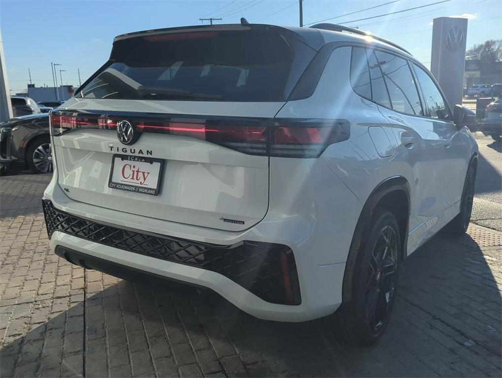new 2026 Volkswagen Tiguan car, priced at $38,722