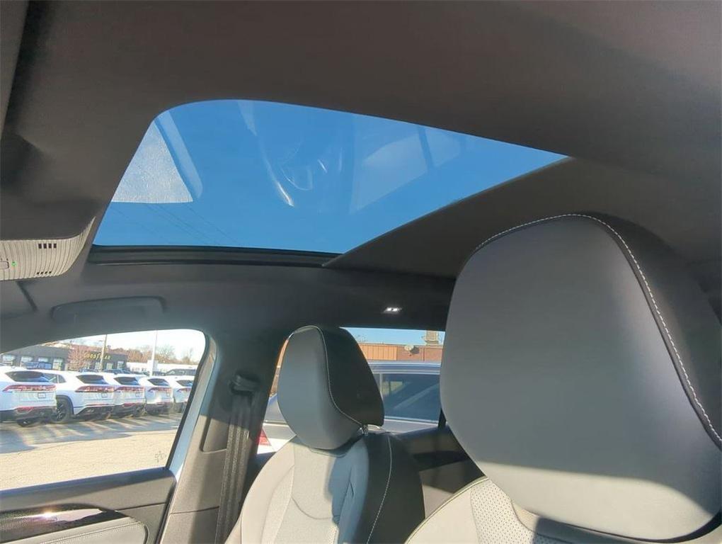 new 2026 Volkswagen Tiguan car, priced at $38,722