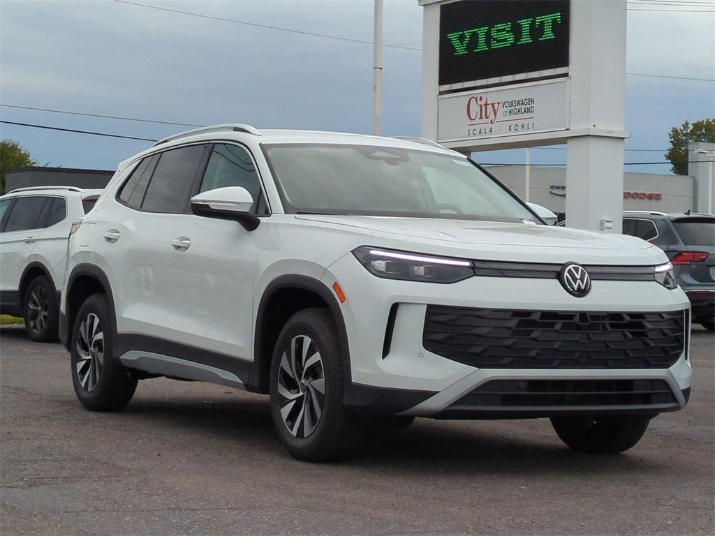 new 2025 Volkswagen Tiguan car, priced at $27,353