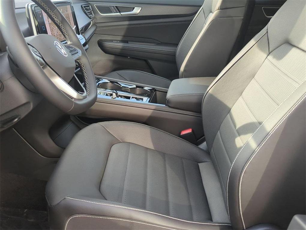 new 2026 Volkswagen Atlas Cross Sport car, priced at $47,125