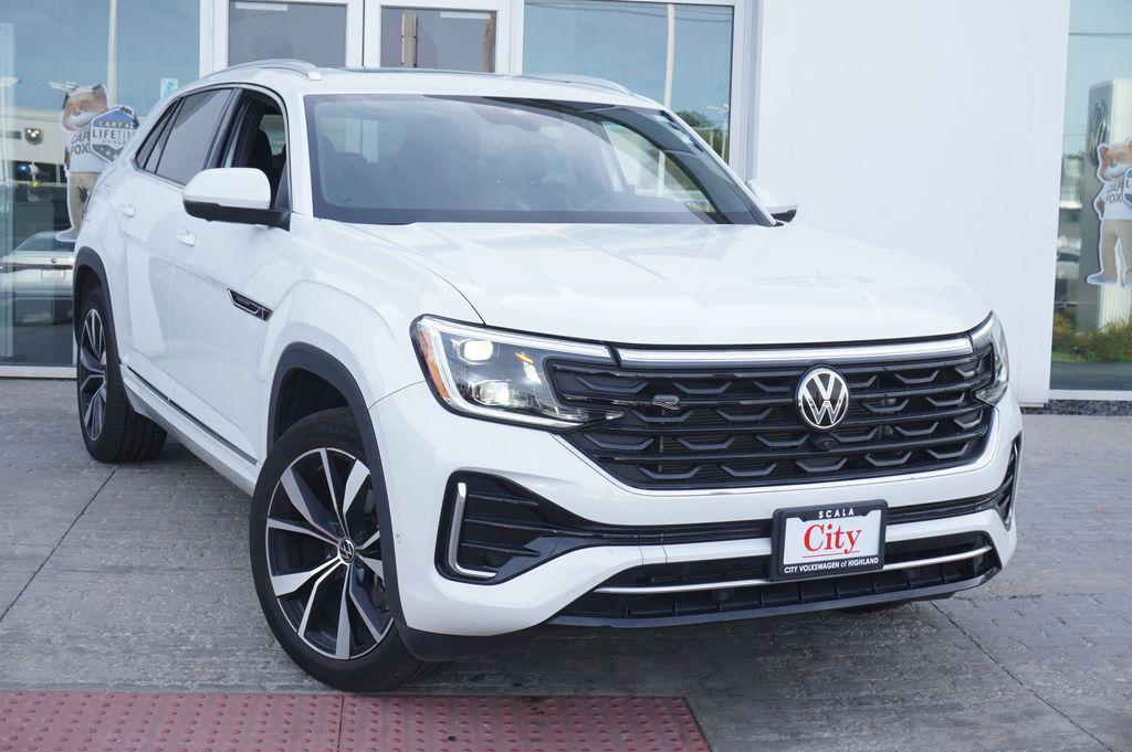 used 2024 Volkswagen Atlas Cross Sport car