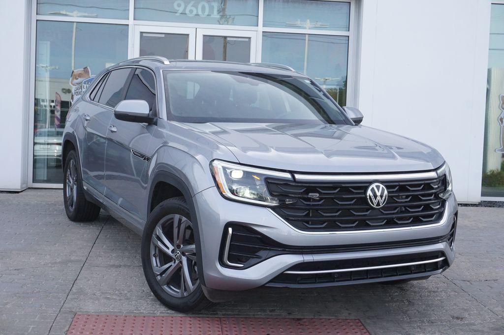 used 2024 Volkswagen Atlas Cross Sport car, priced at $34,890