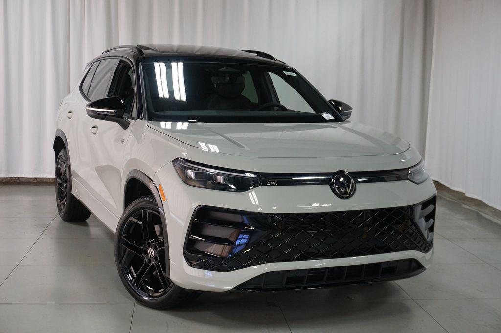 new 2026 Volkswagen Tiguan car, priced at $37,733