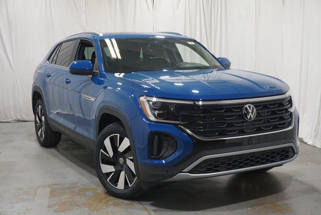 new 2025 Volkswagen Atlas Cross Sport car, priced at $39,841