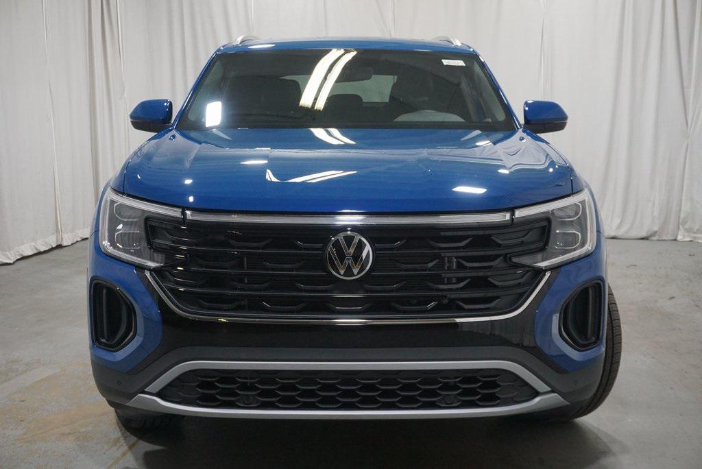 new 2025 Volkswagen Atlas Cross Sport car, priced at $39,841