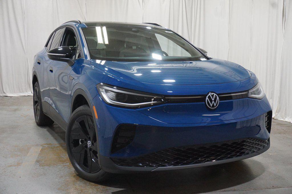 new 2025 Volkswagen ID.4 car, priced at $43,540