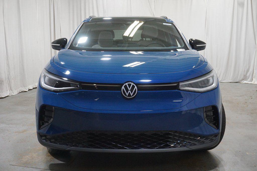 new 2025 Volkswagen ID.4 car, priced at $43,540