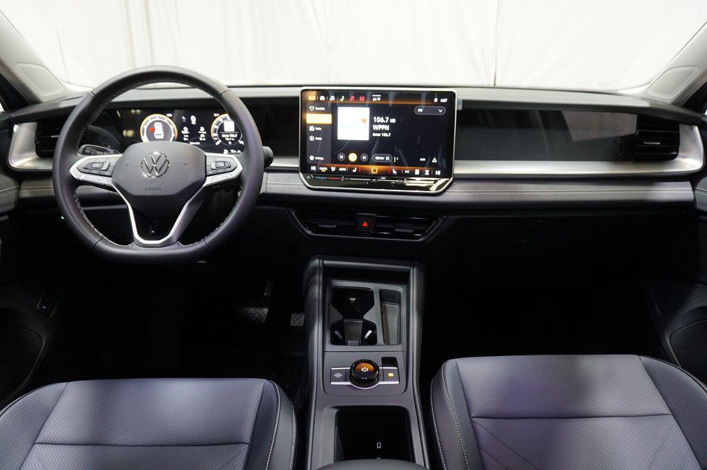 new 2026 Volkswagen Tiguan car, priced at $34,863