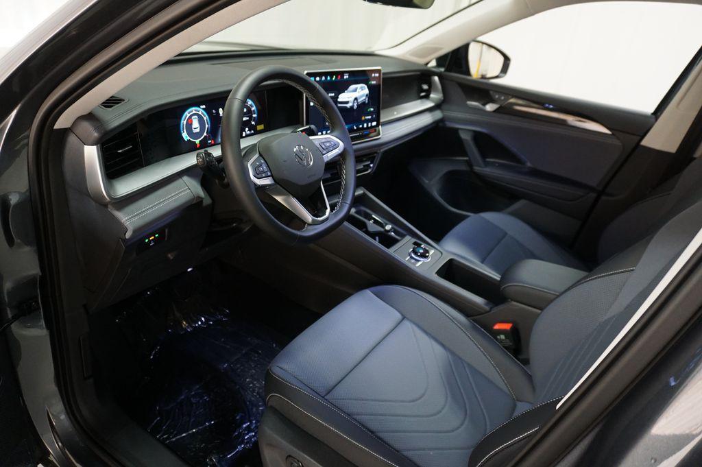 new 2026 Volkswagen Tiguan car, priced at $34,863