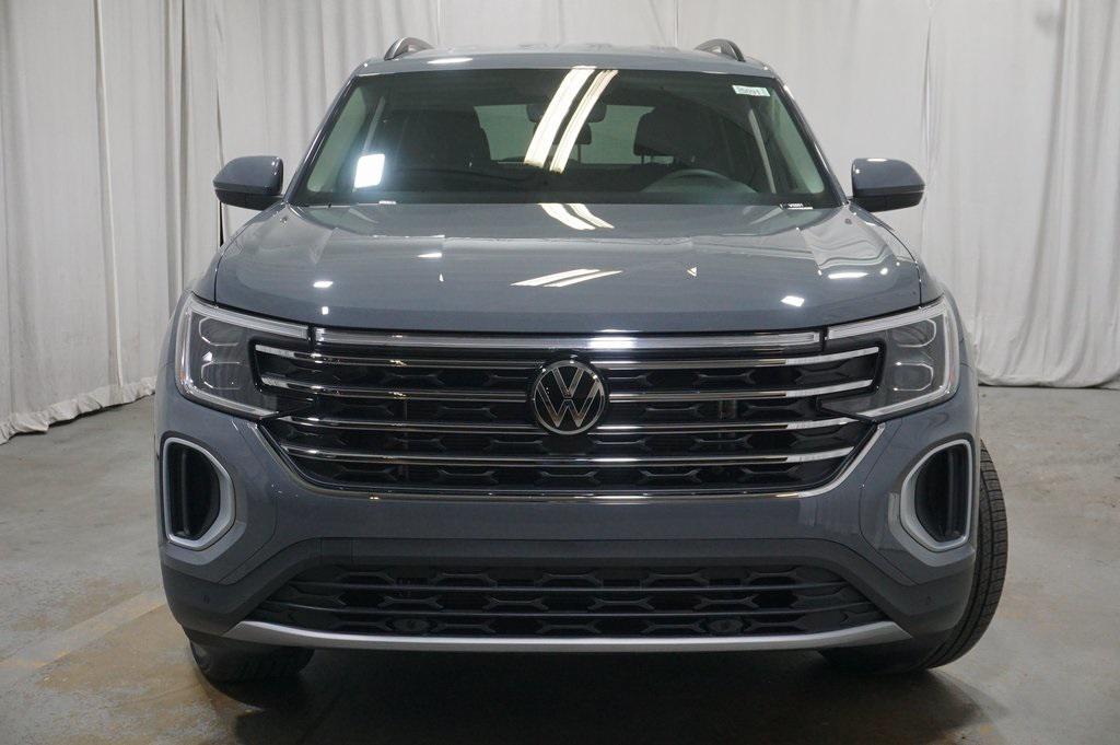 new 2026 Volkswagen Atlas car, priced at $43,915