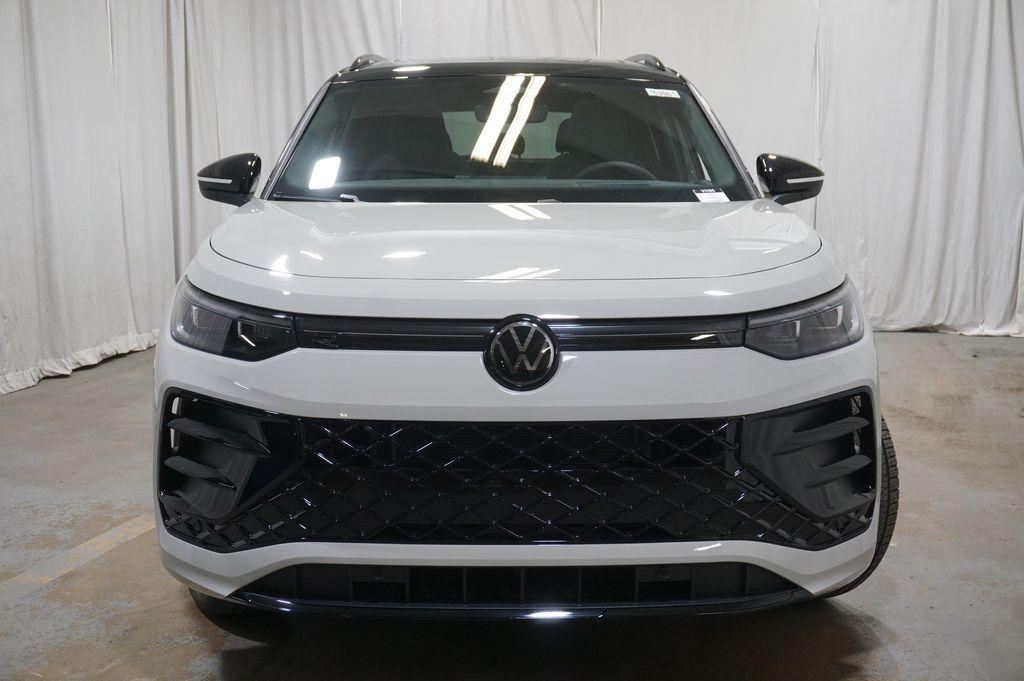 new 2026 Volkswagen Tiguan car, priced at $37,928