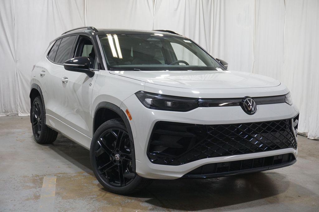 new 2026 Volkswagen Tiguan car, priced at $37,928
