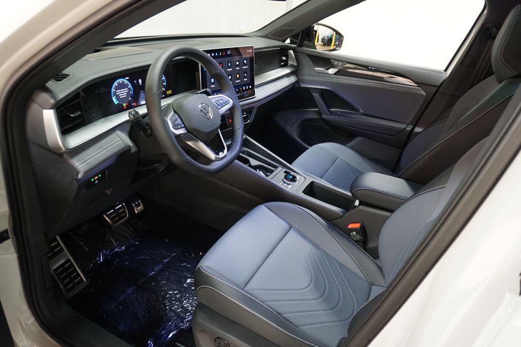 new 2026 Volkswagen Tiguan car, priced at $37,354
