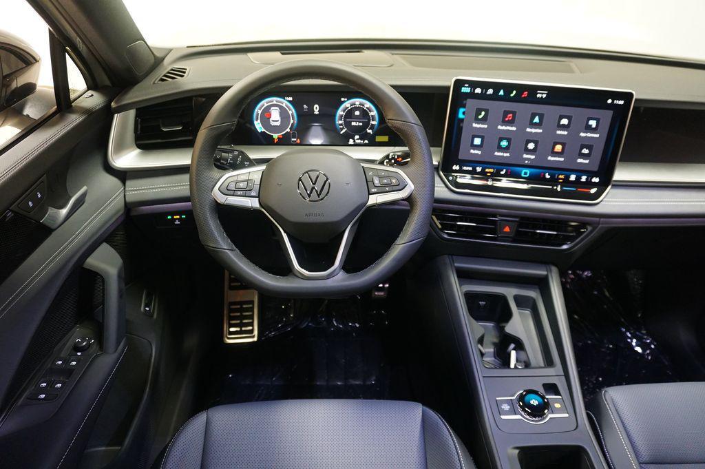 new 2026 Volkswagen Tiguan car, priced at $37,354