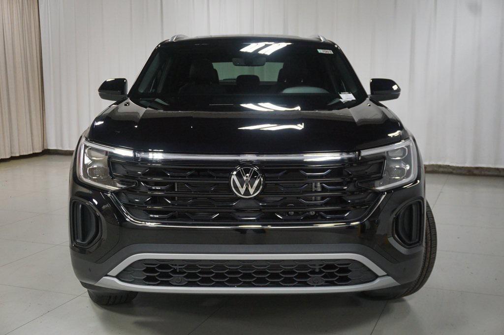 new 2026 Volkswagen Atlas Cross Sport car, priced at $44,215