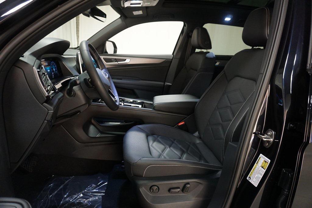 new 2026 Volkswagen Atlas Cross Sport car, priced at $44,215