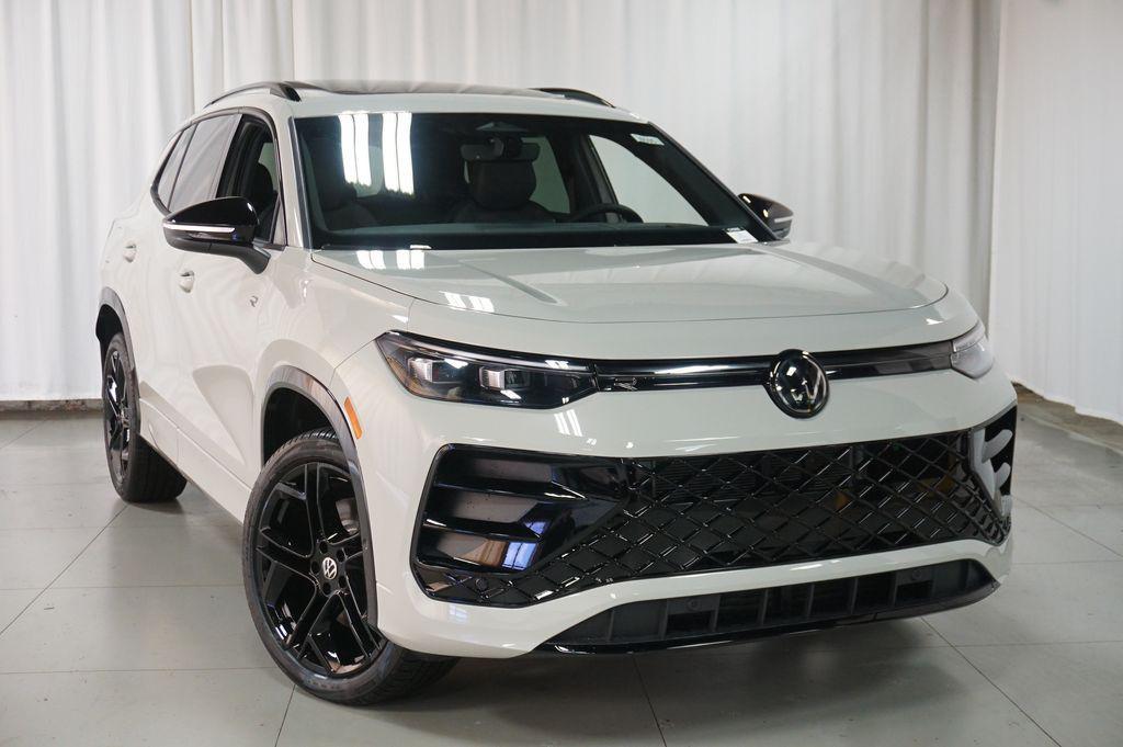 new 2026 Volkswagen Tiguan car, priced at $37,354