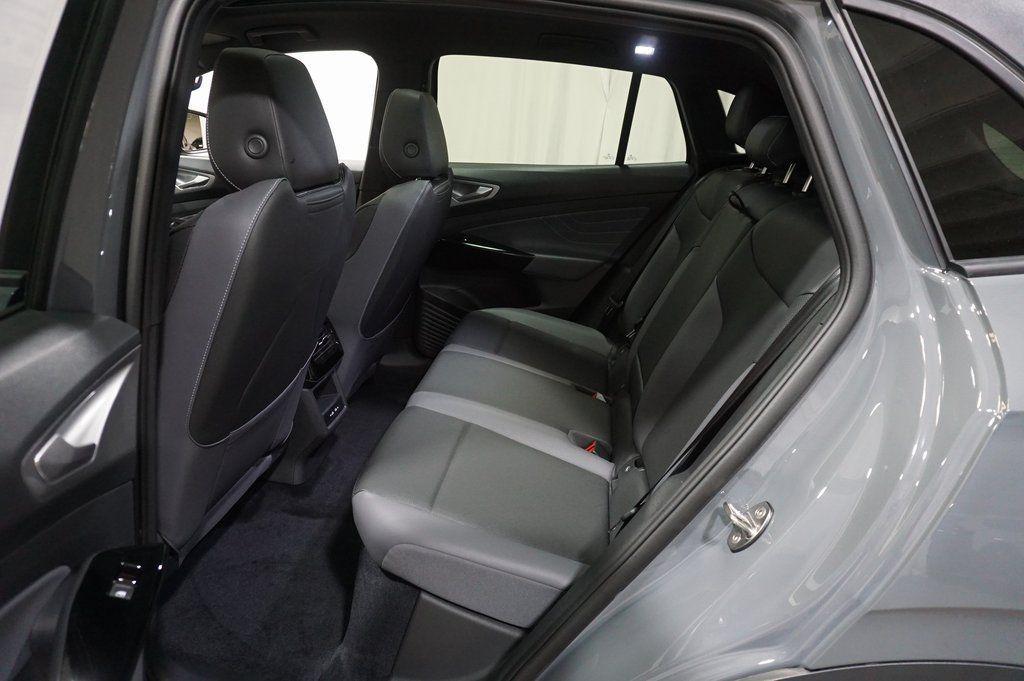 new 2025 Volkswagen ID.4 car, priced at $43,540