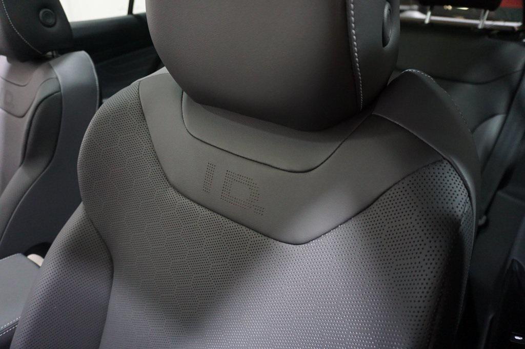 new 2025 Volkswagen ID.4 car, priced at $47,540