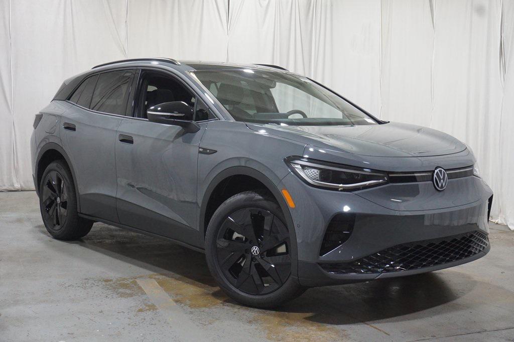 new 2025 Volkswagen ID.4 car, priced at $47,540