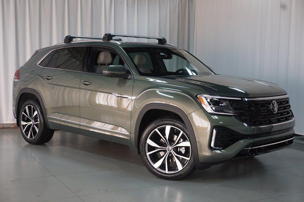 new 2026 Volkswagen Atlas Cross Sport car, priced at $50,969