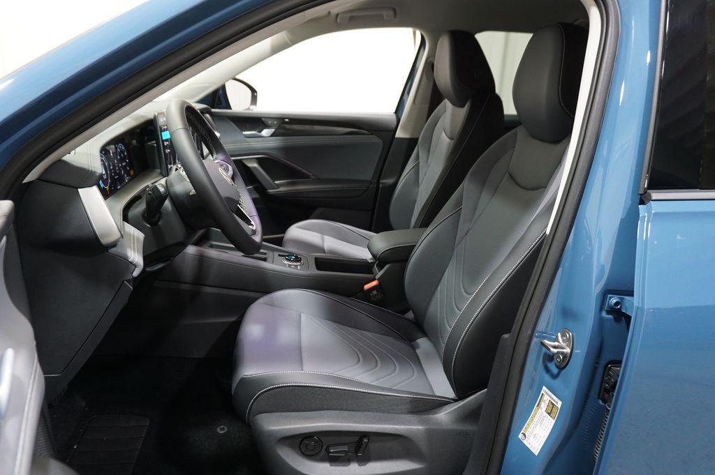 new 2026 Volkswagen Tiguan car, priced at $35,300