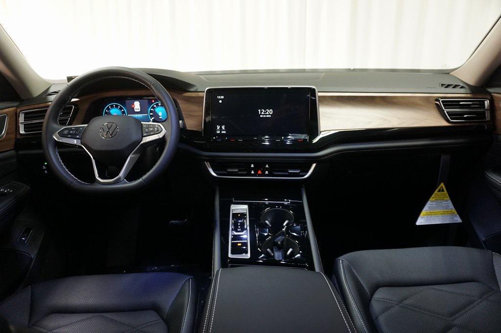 new 2026 Volkswagen Atlas car, priced at $43,990