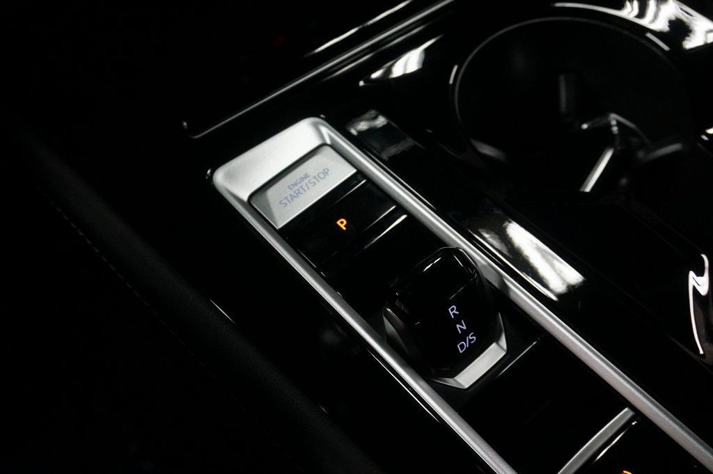 new 2026 Volkswagen Atlas car, priced at $43,990