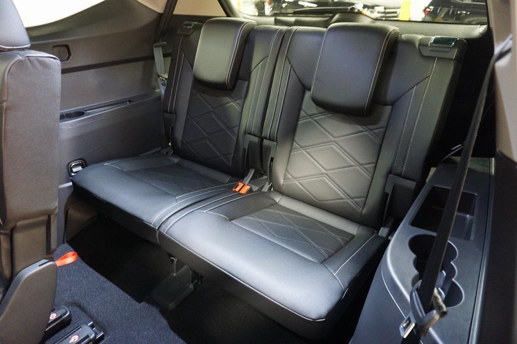 new 2026 Volkswagen Atlas car, priced at $43,990