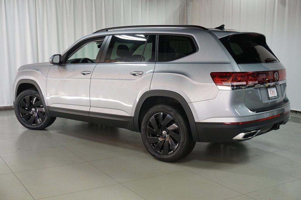 new 2026 Volkswagen Atlas car, priced at $43,990