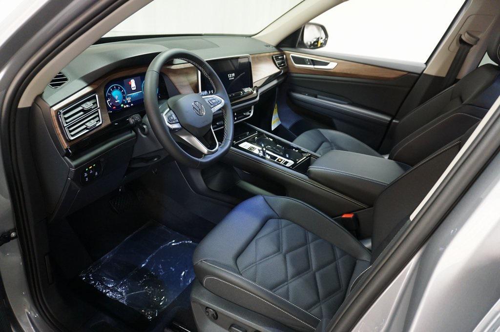 new 2026 Volkswagen Atlas car, priced at $43,990