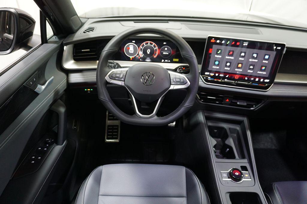 new 2026 Volkswagen Tiguan car, priced at $37,549