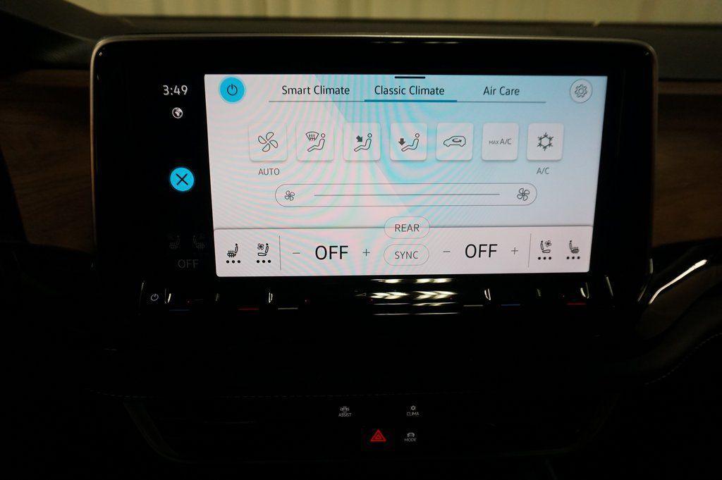 new 2026 Volkswagen Atlas car, priced at $39,182