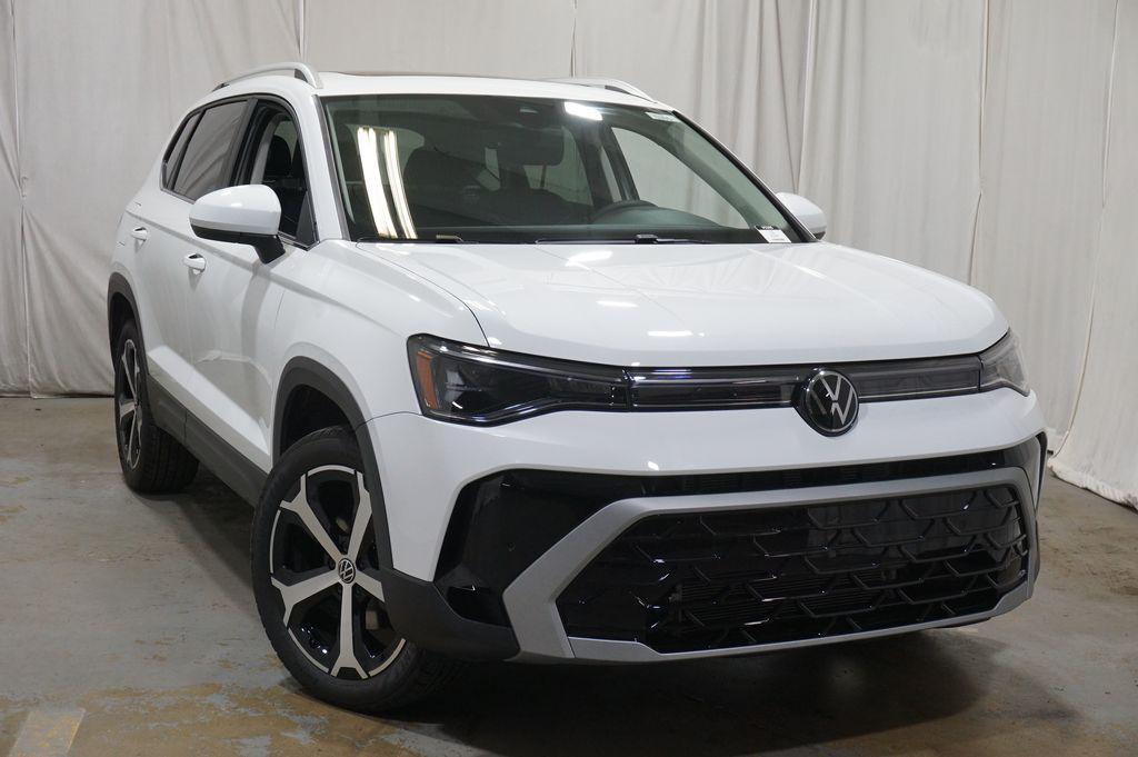 new 2026 Volkswagen Taos car, priced at $35,601