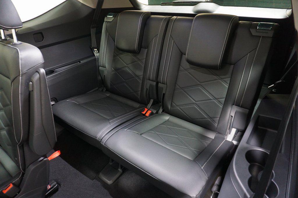 new 2026 Volkswagen Atlas car, priced at $46,025