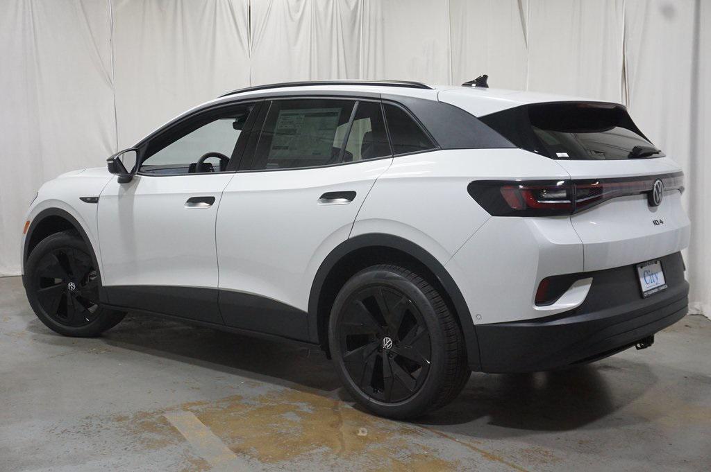 new 2025 Volkswagen ID.4 car, priced at $47,976