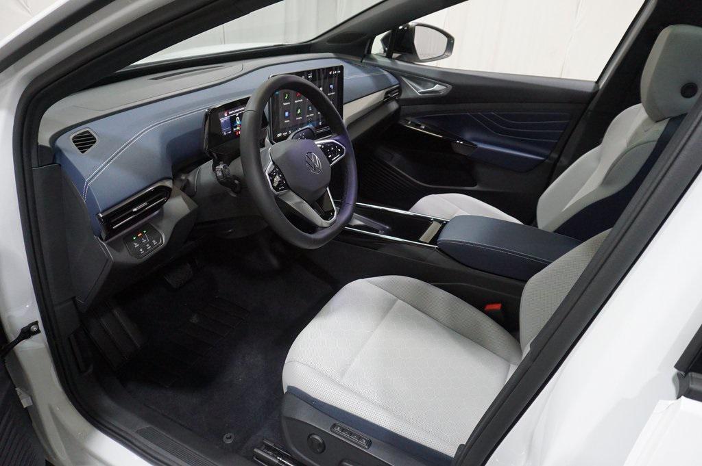 new 2025 Volkswagen ID.4 car, priced at $47,976
