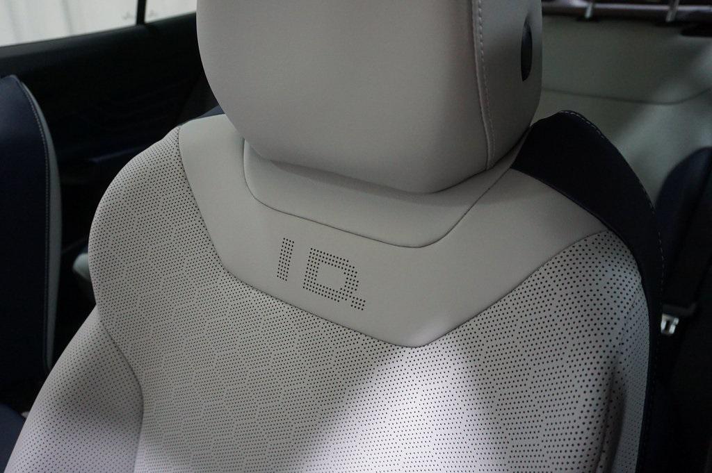 new 2025 Volkswagen ID.4 car, priced at $47,976