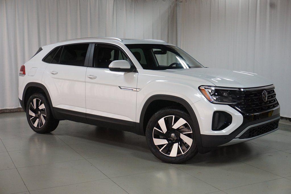 new 2026 Volkswagen Atlas Cross Sport car, priced at $43,331