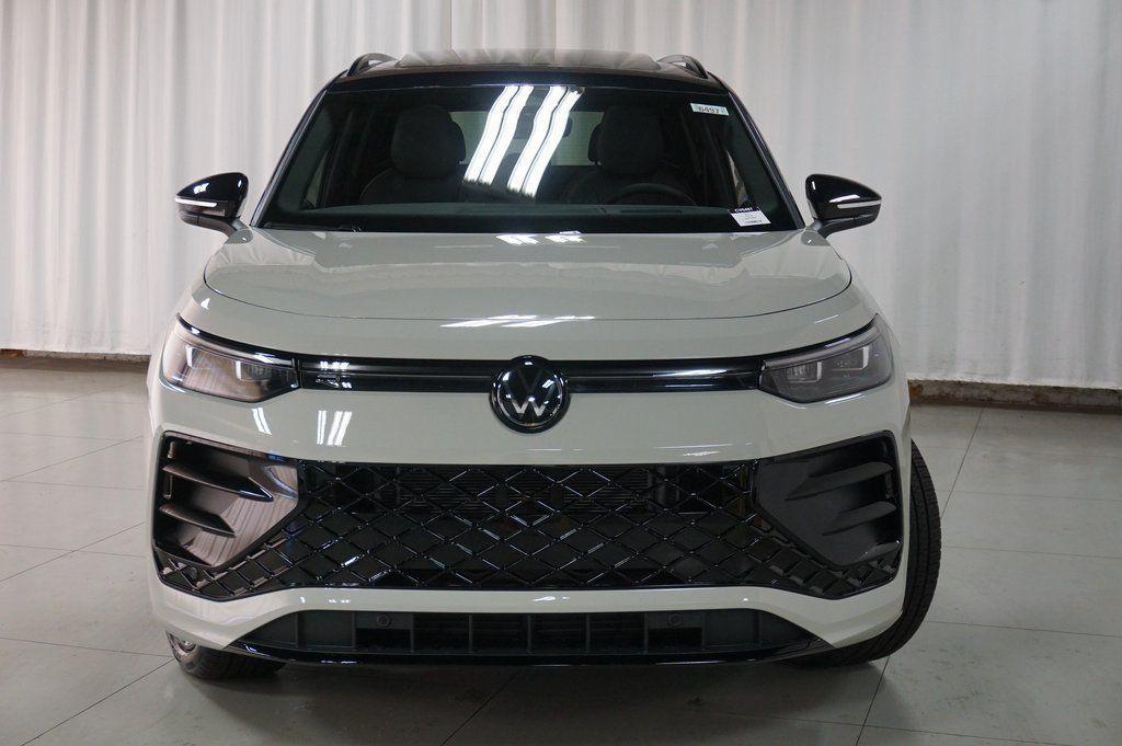 new 2026 Volkswagen Tiguan car, priced at $39,233