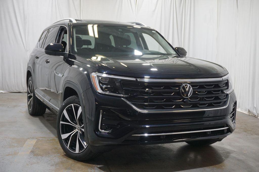 used 2025 Volkswagen Atlas car, priced at $42,490
